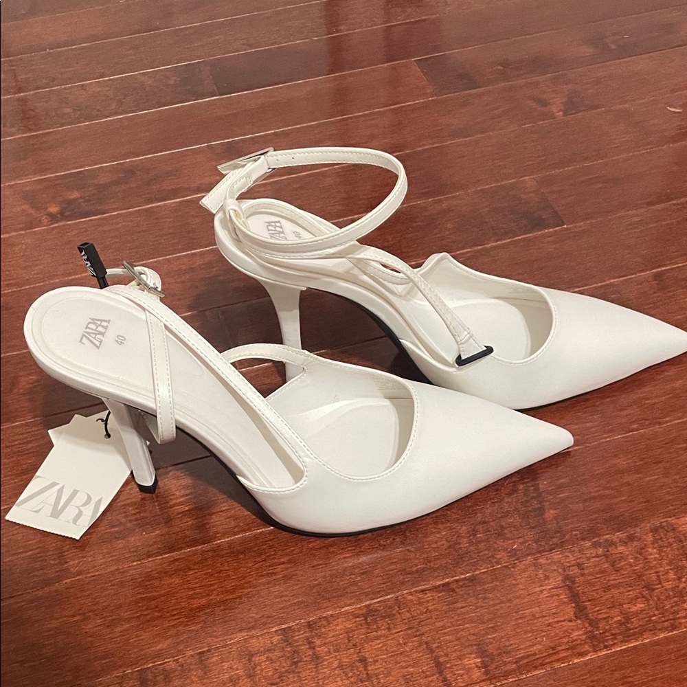 Zara white Ankle Strap Heels NWT